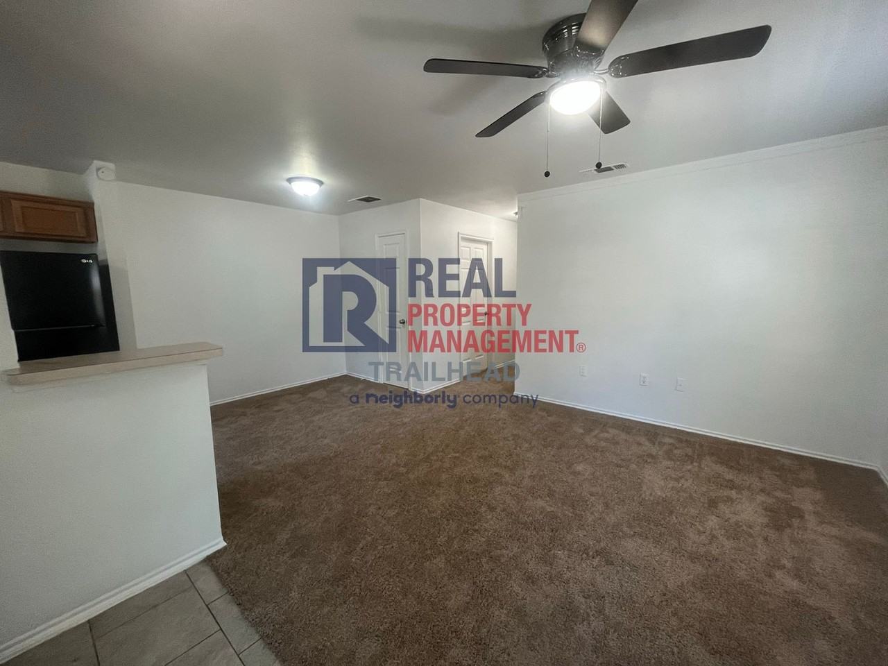 DUPLEX: 1920/1922 Galveston Ave - Photo 3 of 27