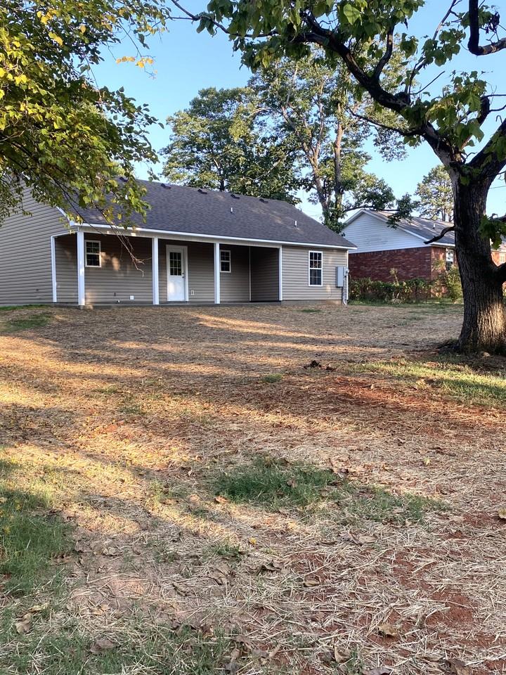 801 N 13th St #NA - Photo 3 of 16