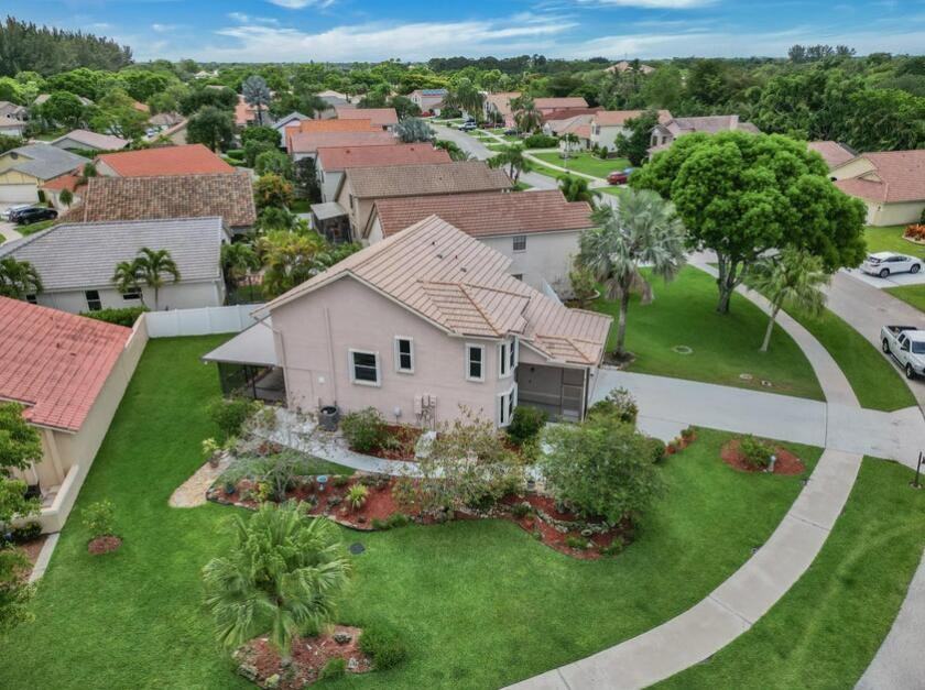 10369 Islander Dr #NA - Photo 2 of 4