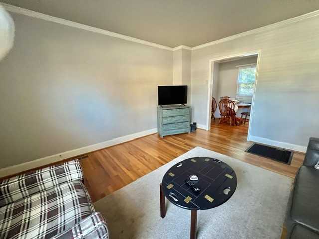 802 N Avalon Rd #D - Photo 2 of 10