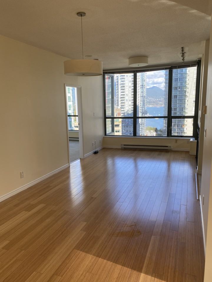 1239 West Georgia Street #1109