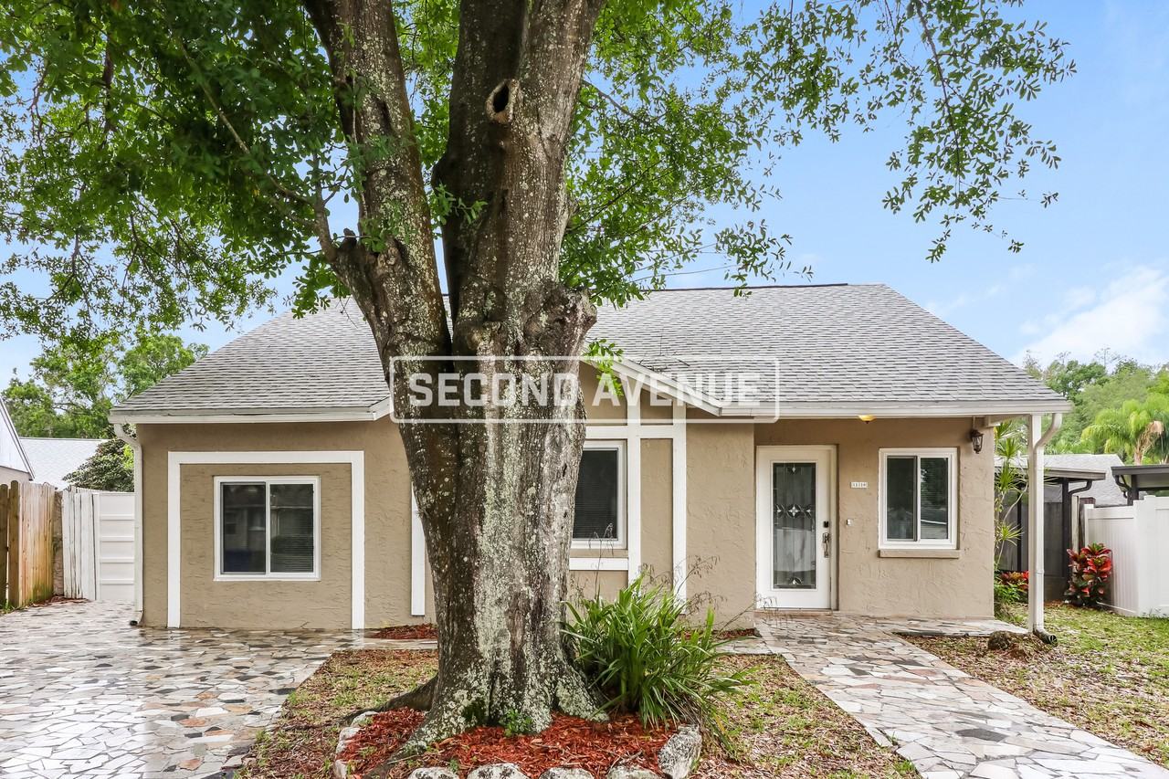 12320 Cloverstone Dr - Photo 2 of 19