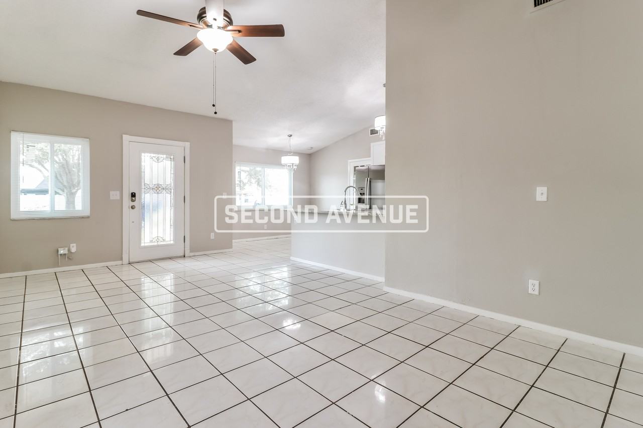 12320 Cloverstone Dr - Photo 7 of 20