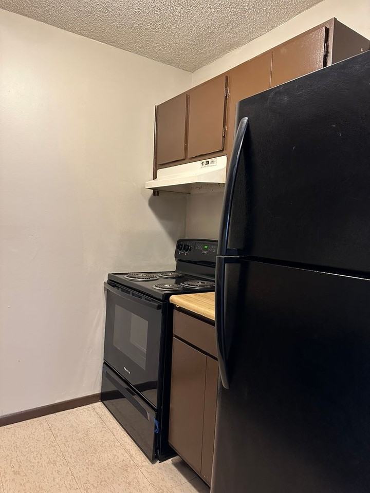3202 Lincoln Dr Apt 115f #115F - Photo 6 of 12