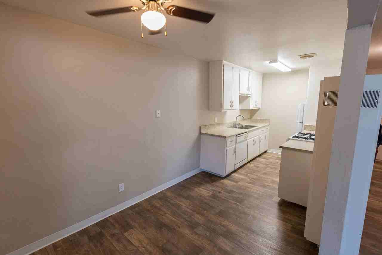 10501 Fair Oaks Blvd - Photo 7 of 25