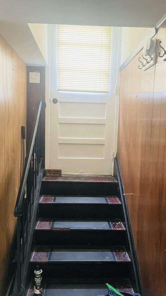 2203 Race Avenue - Photo 2 of 6