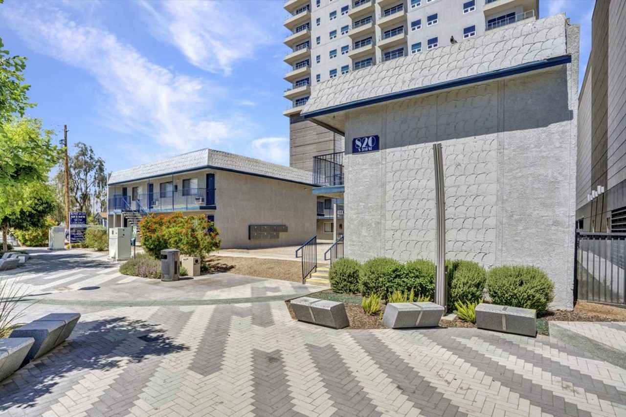 Blake on 3rd - Photo 3 of 15