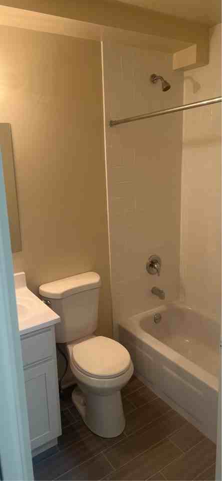 520 N Genesee St #414 - Photo 4 of 7