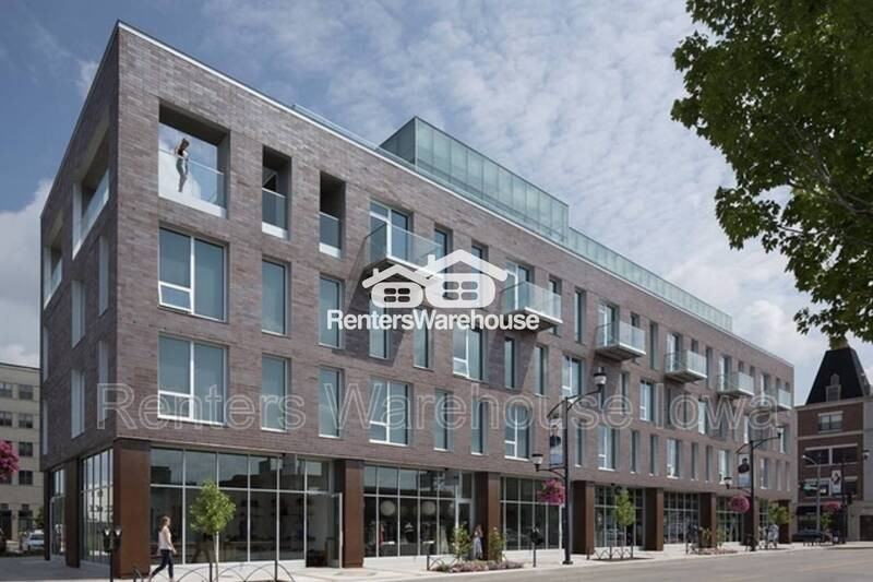 350 E Locust St #305