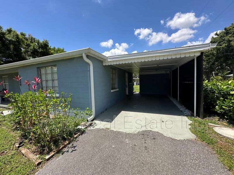 1539 Piney Rd - Photo 2 of 9