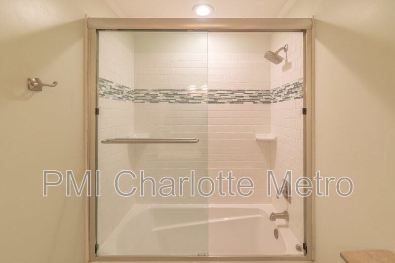 1301 Pierson Dr - Photo 5 of 13