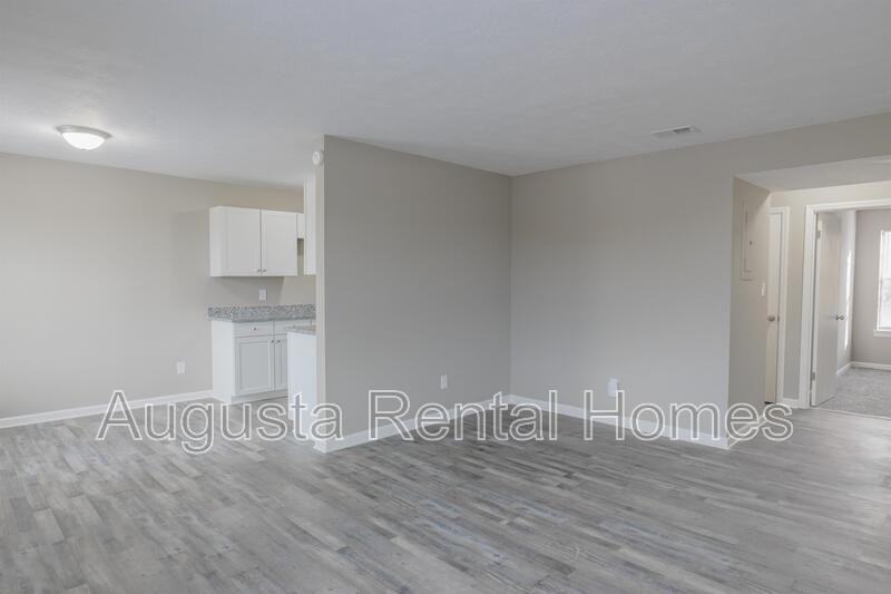 144 Conifer Dr - Photo 6 of 22