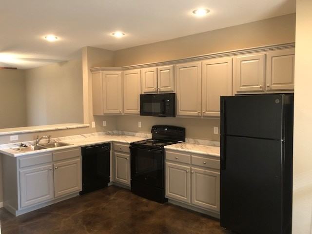 SAV3 - Photo 5 of 50