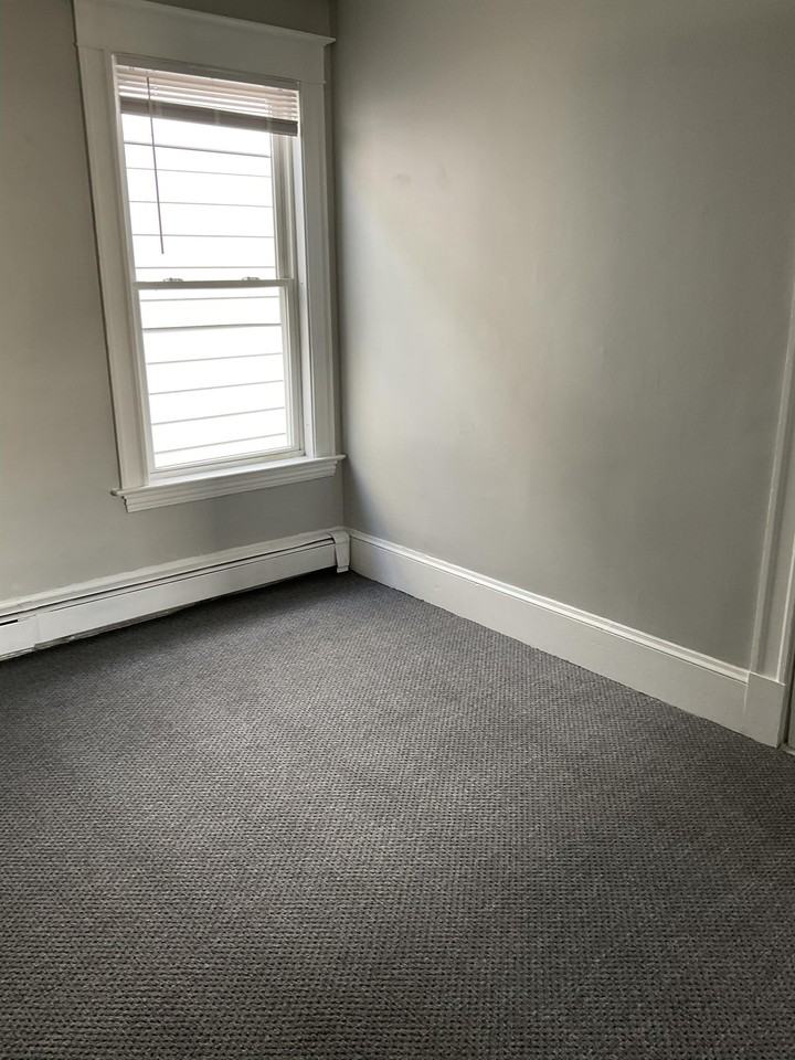 203-205 Ash St - Photo 3 of 7