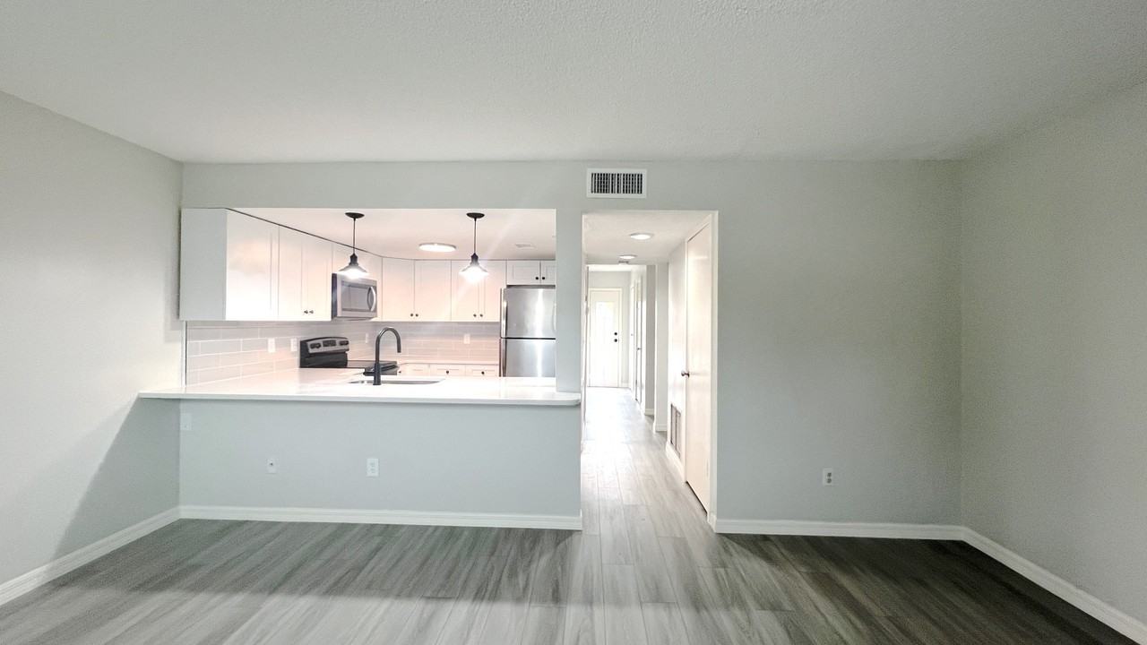 3758 Aristotle Avenue - Photo 3 of 25