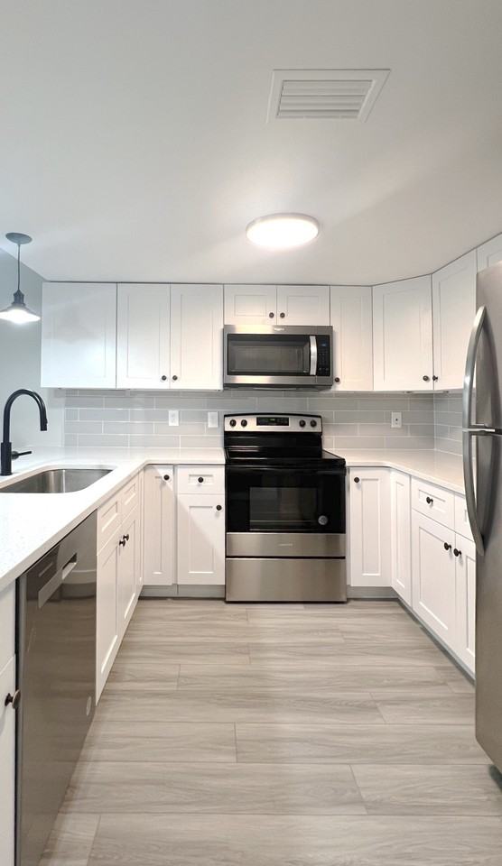 3758 Aristotle Avenue - Photo 7 of 25