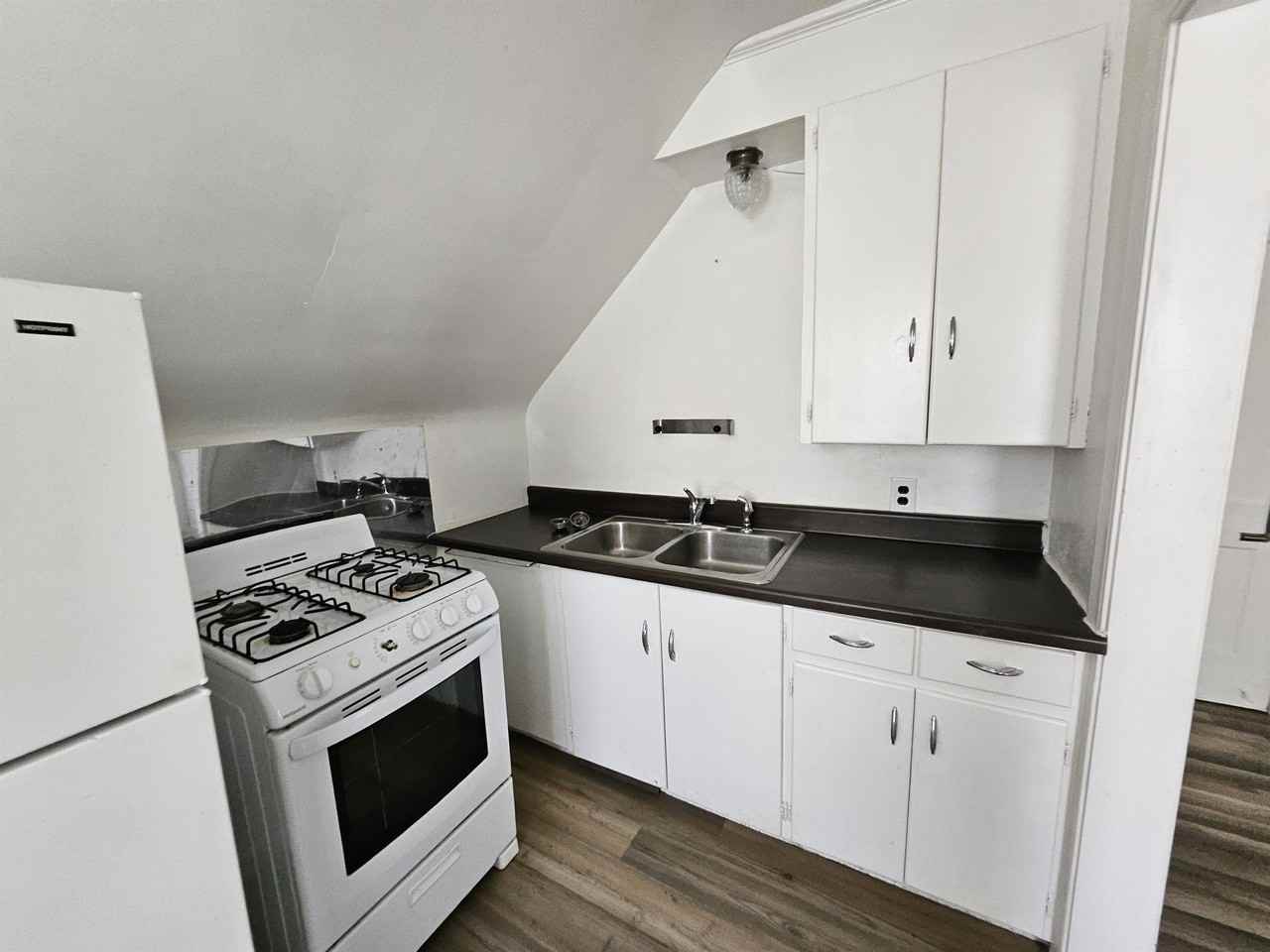 Mahoning/Whitney Avenue (1501 - Photo 5 of 7