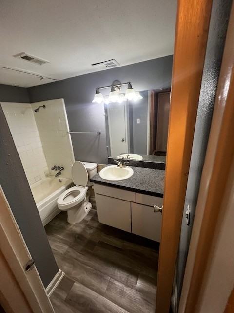 Stoneridge Apartments - Photo 3 of 4