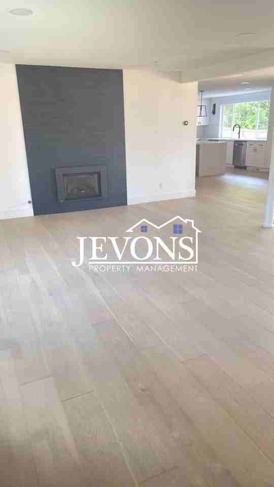 15518 Ne 59th St - Photo 3 of 23