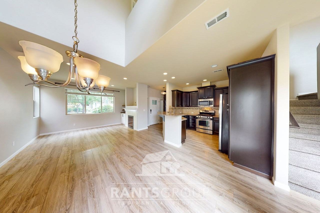4615 Greenwood Dr Sw - Photo 3 of 30