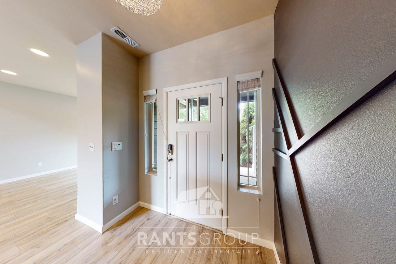 4615 Greenwood Dr Sw - Photo 6 of 30