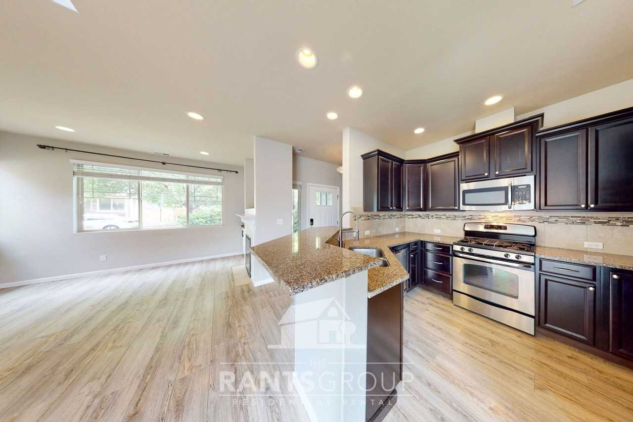 4615 Greenwood Dr Sw - Photo 7 of 30
