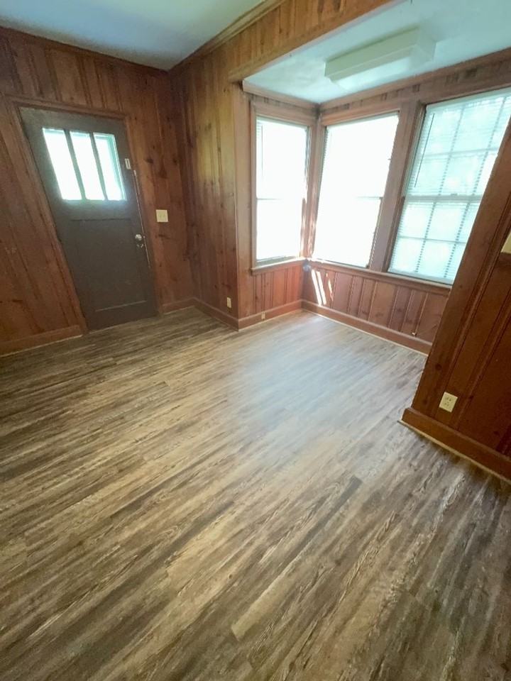 120 Munson Dr - Photo 3 of 9