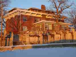 featured image of 1 N Catlin St