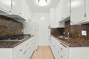 1550 Saltair Ave, prime West LA location! - Photo 1 of 1