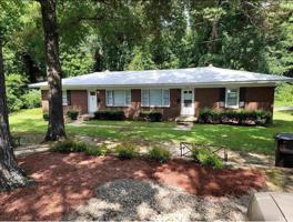 featured image of 213 E Weatherspoon St