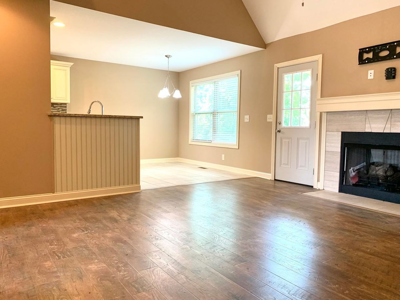 1053 Quiver Ln - Photo 7 of 36