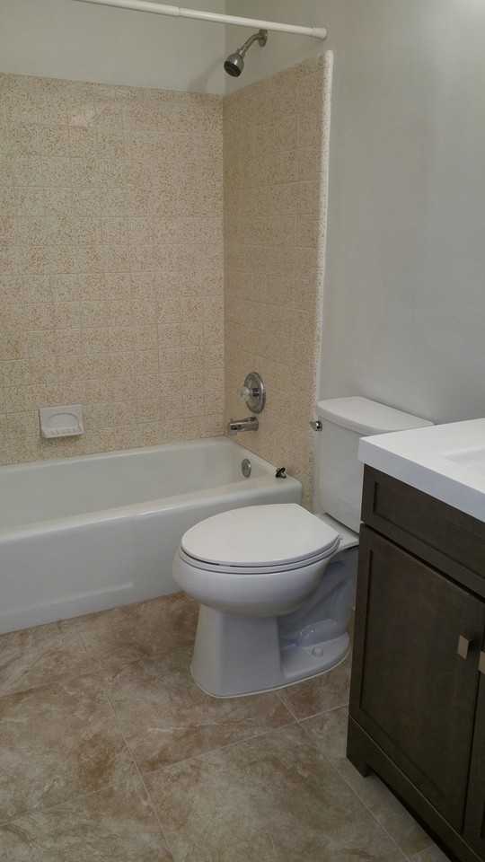 1726 Sw 42nd Ave - Photo 7 of 21