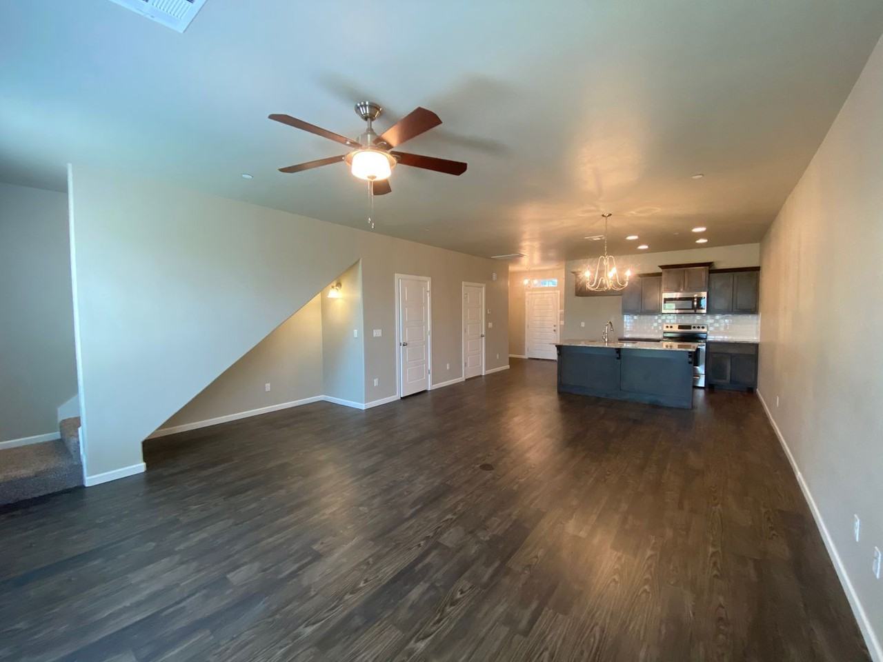 749 Sw 14th St - Photo 3 of 33