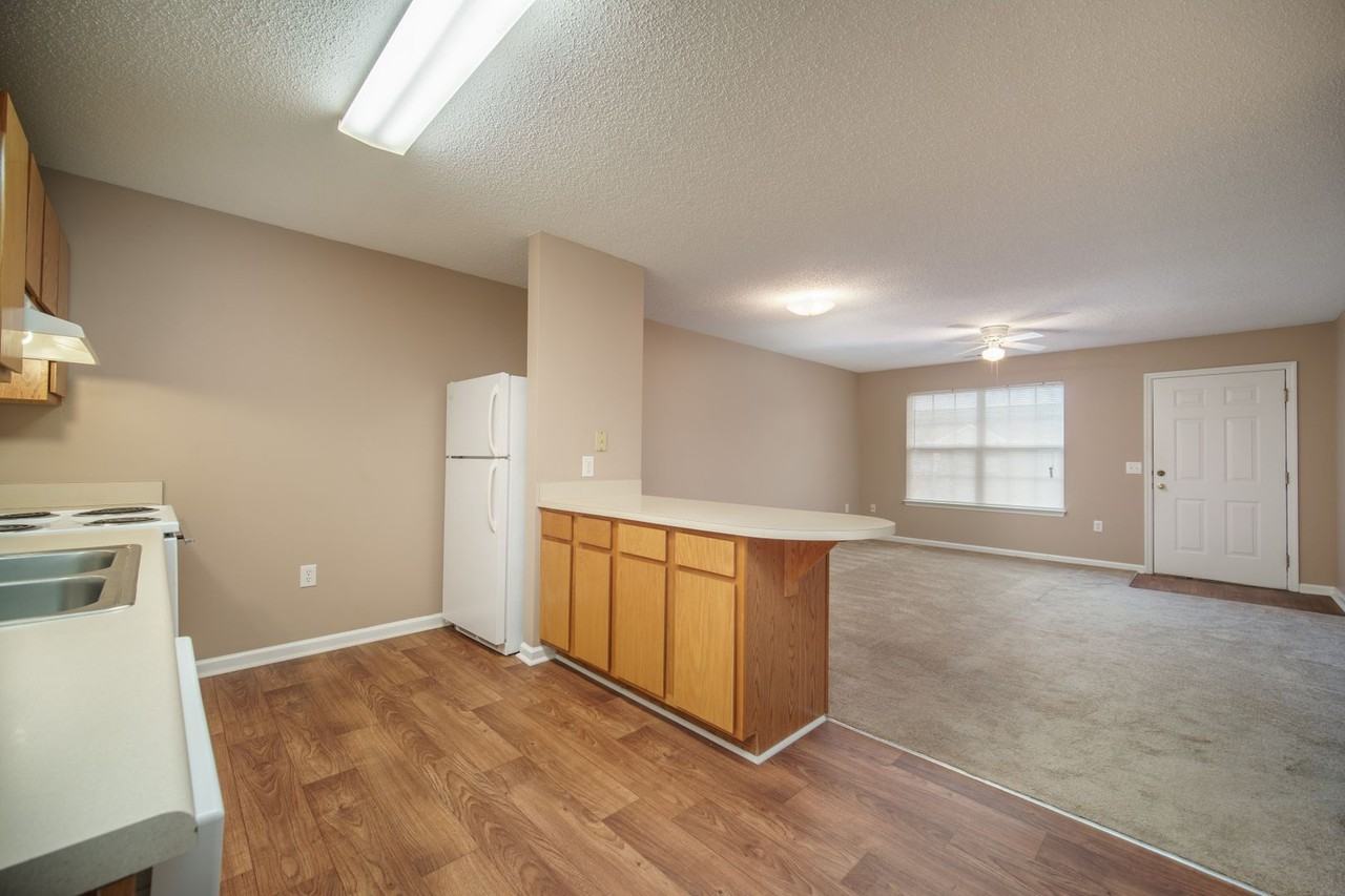 710 Midway Street Northwest - Photo 7 of 13