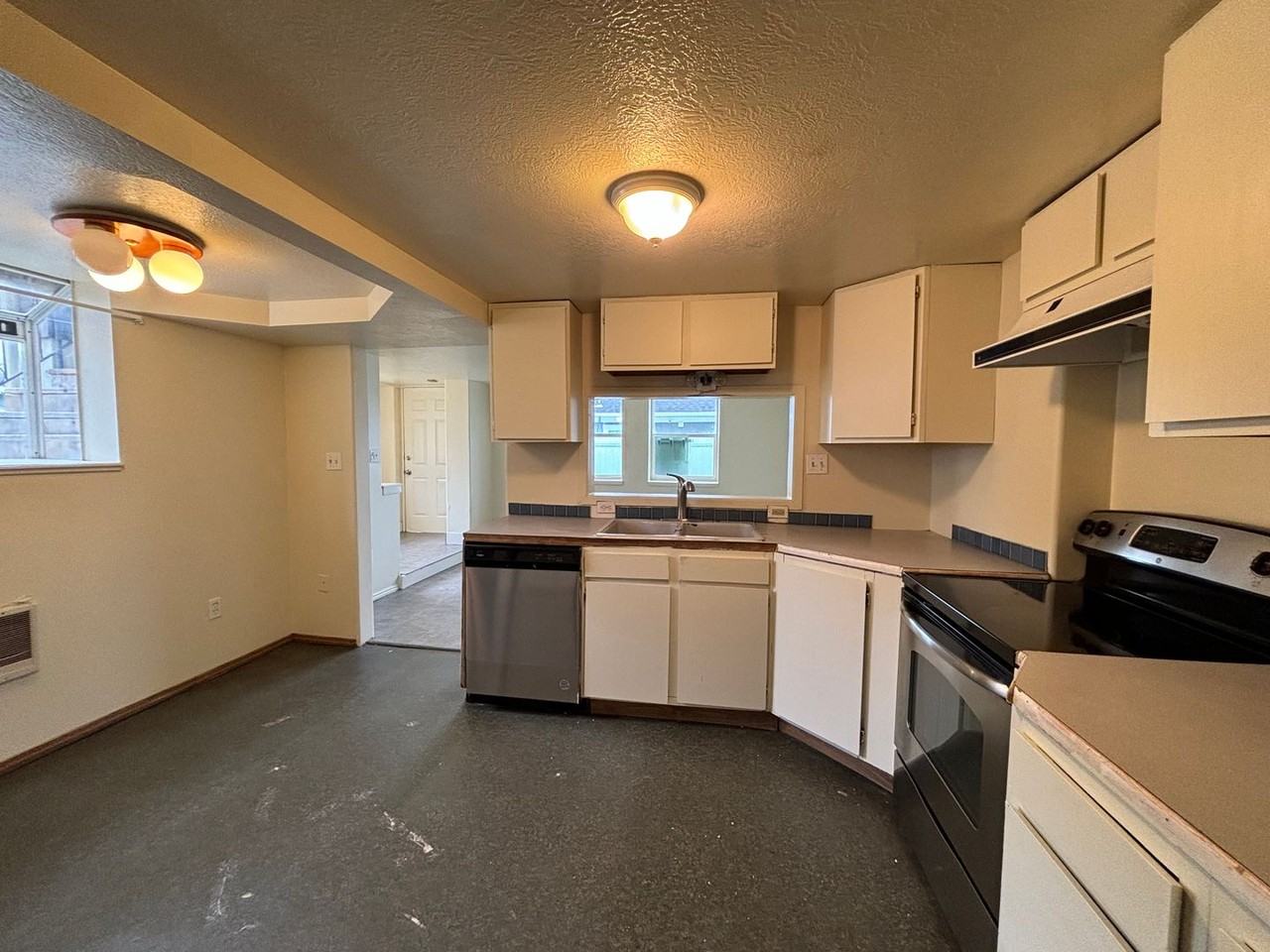 821 821 W Whitman - Photo 5 of 9