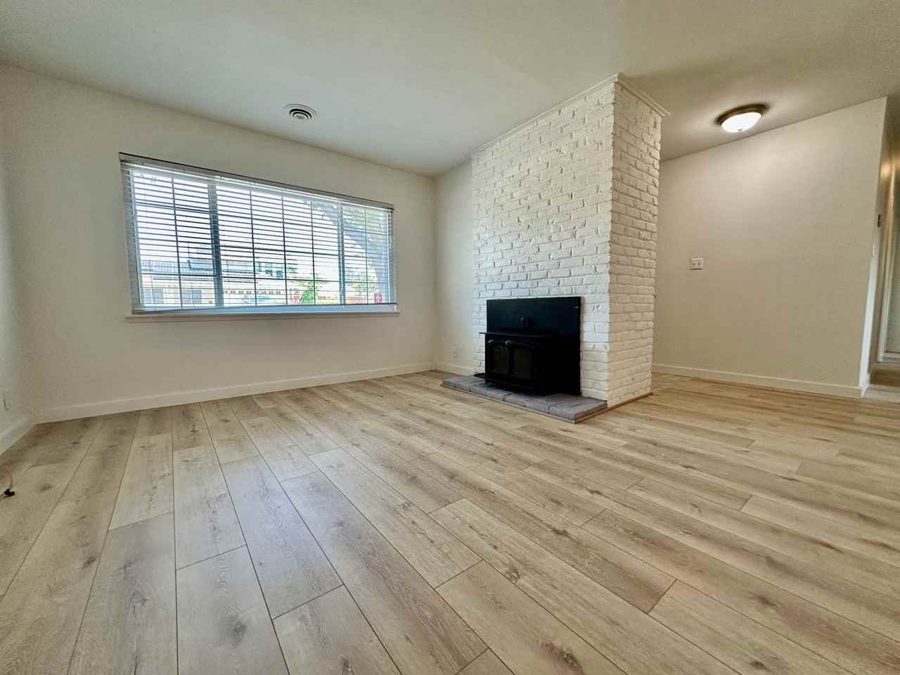 4074 Nulty Dr - Photo 2 of 11