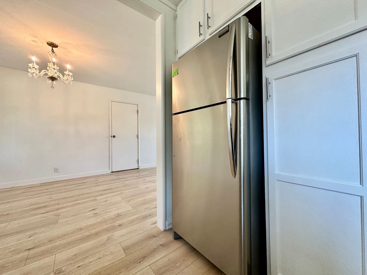 4074 Nulty Dr - Photo 5 of 11