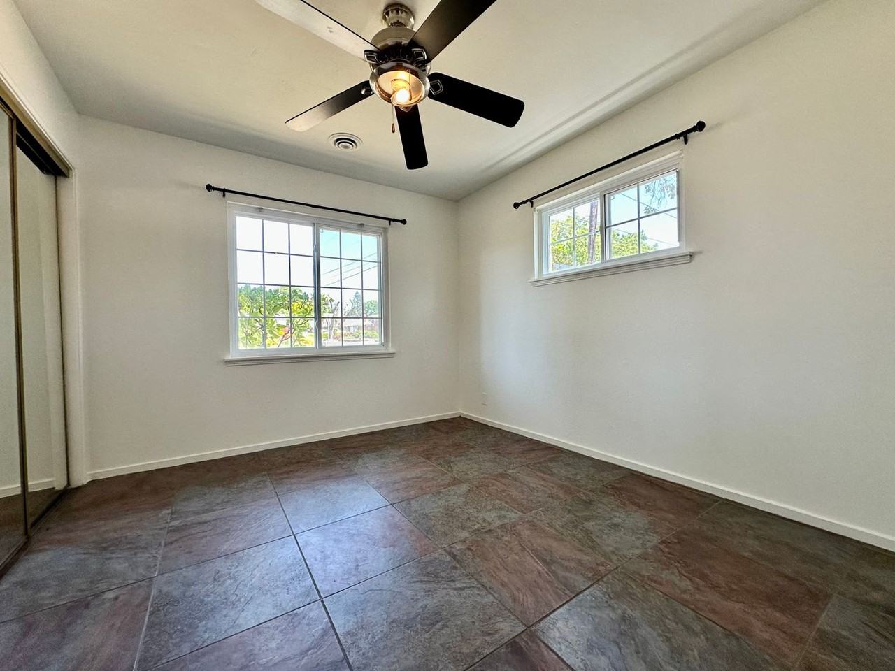 4074 Nulty Dr - Photo 7 of 11