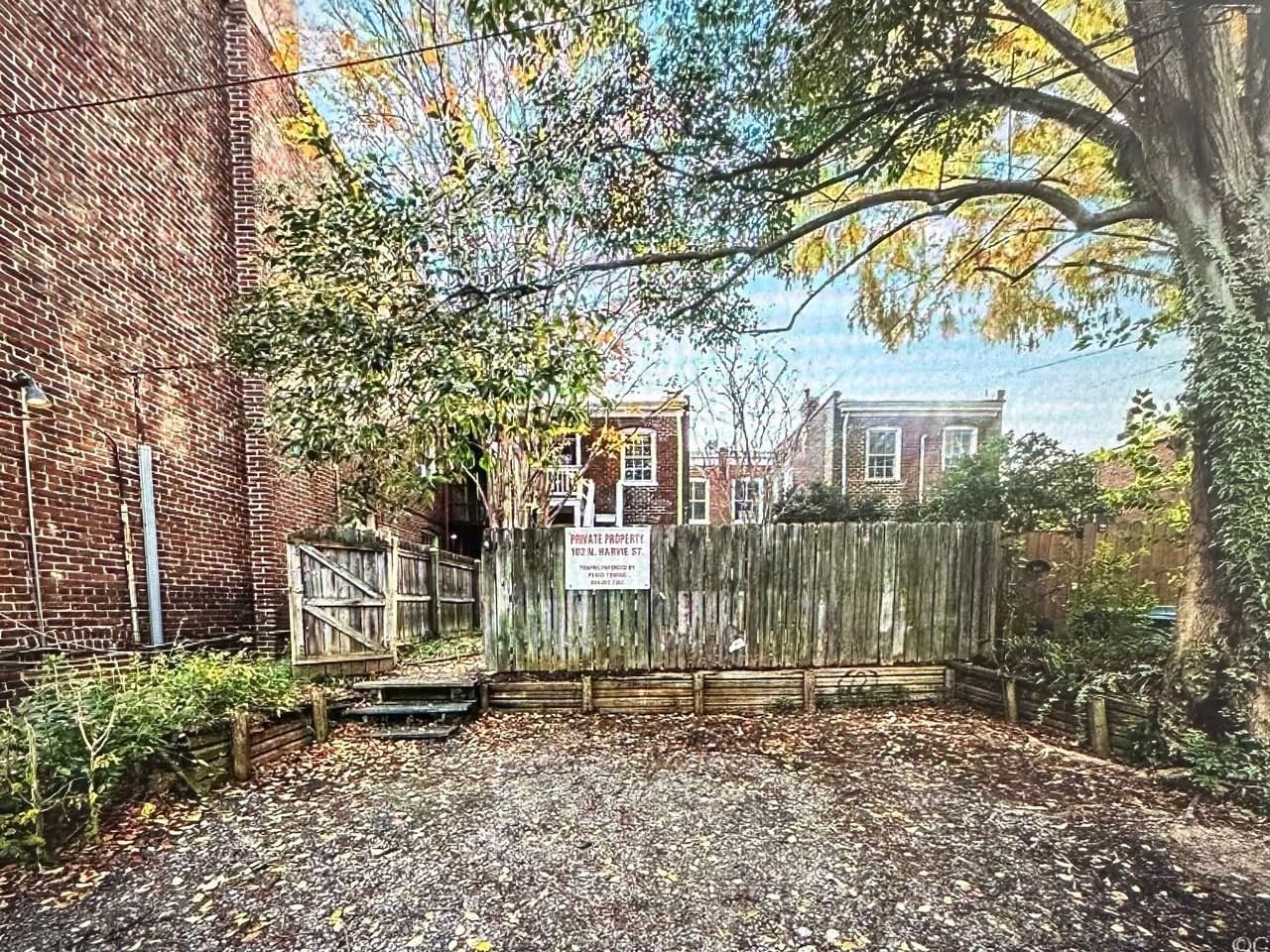 102 N Harvie St - Photo 5 of 5