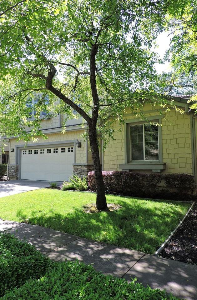 549 Coffield Ave - Photo 2 of 28