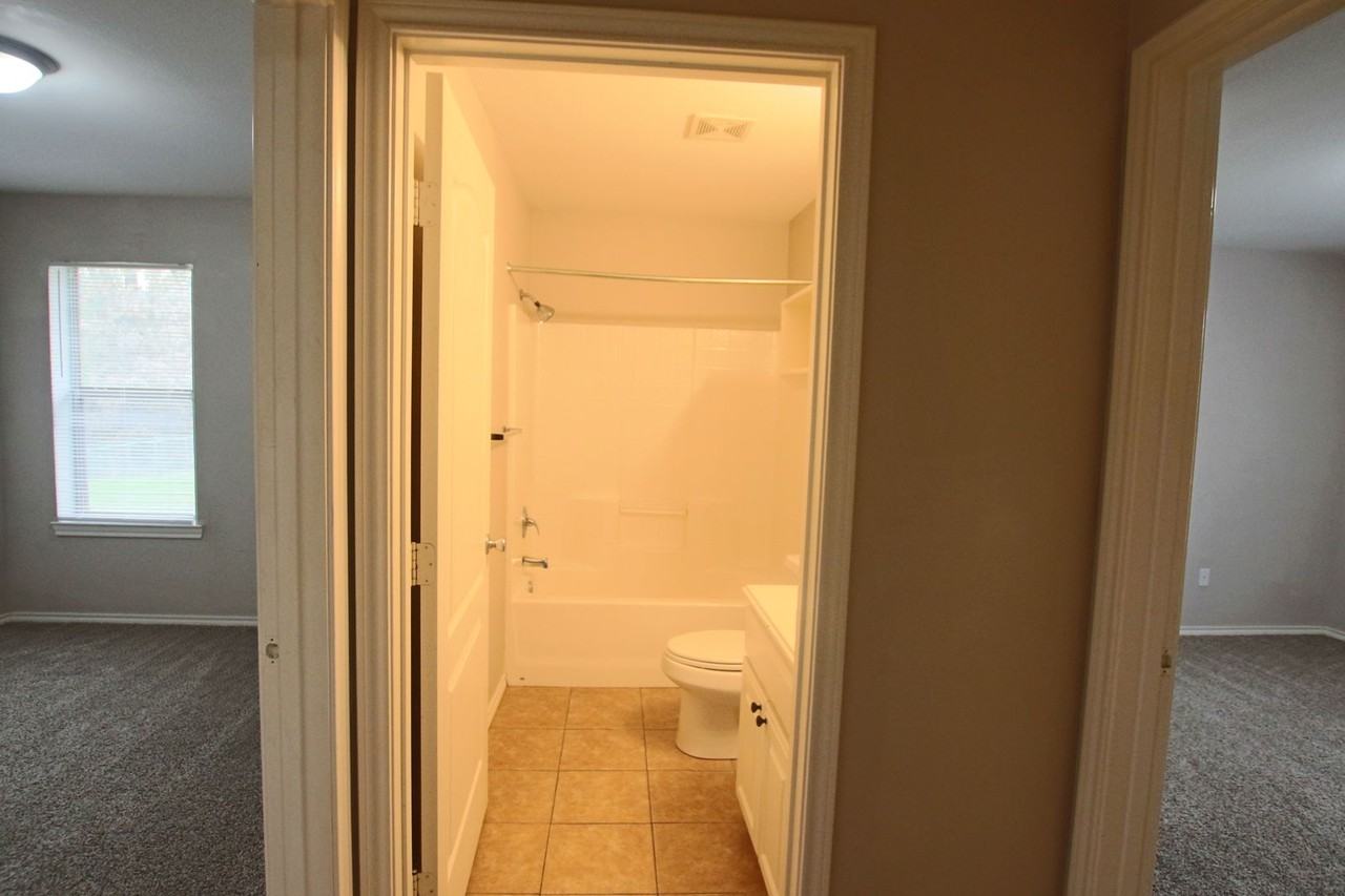16950 Sentinel Ln - Photo 7 of 17