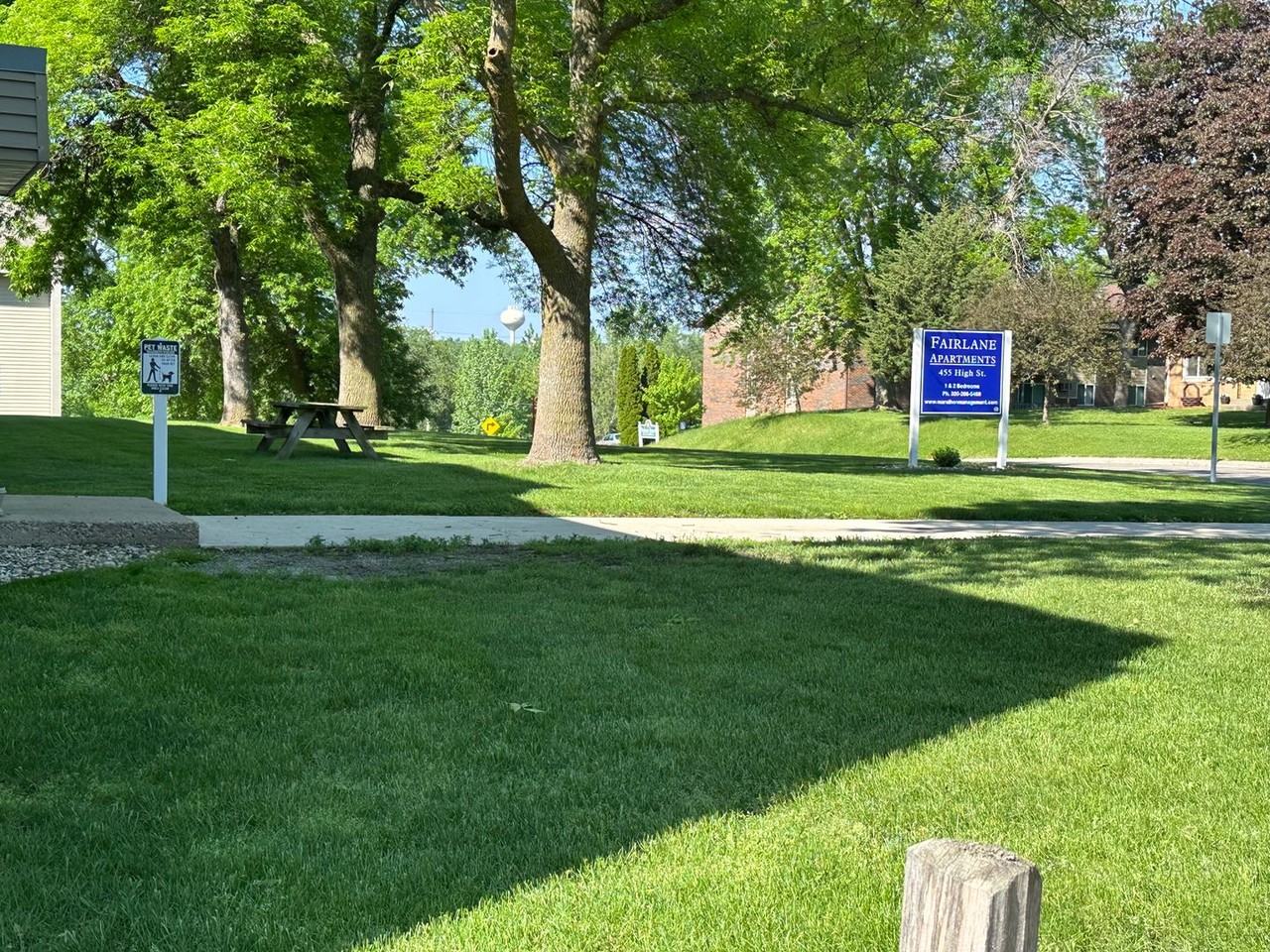 Fairlane Apartments - Photo 3 of 29