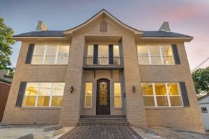 featured image of 321 S Bois D Arc Ave