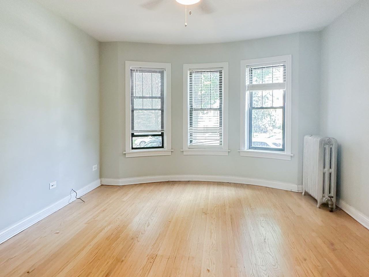 4600 N. Winchester / 1940 - Photo 6 of 18