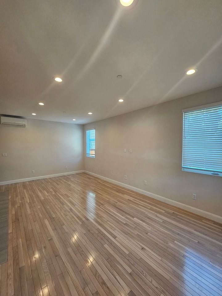 1157 Leff St #A - Photo 6 of 20