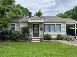 featured image of 142 S Poplar St