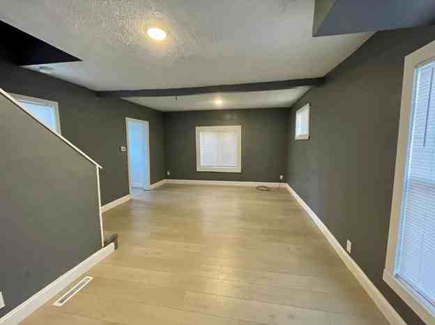 1534 7th Ave S #NA - Photo 5 of 13