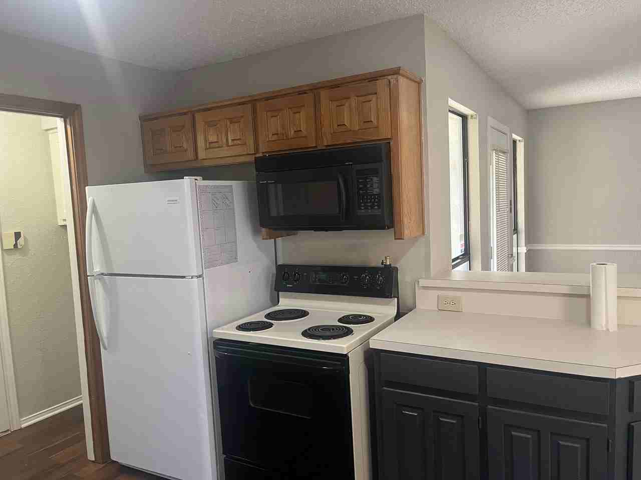 2213 Oak Bluff Dr #NA - Photo 3 of 38