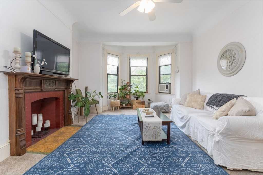65 Berkeley St #2A