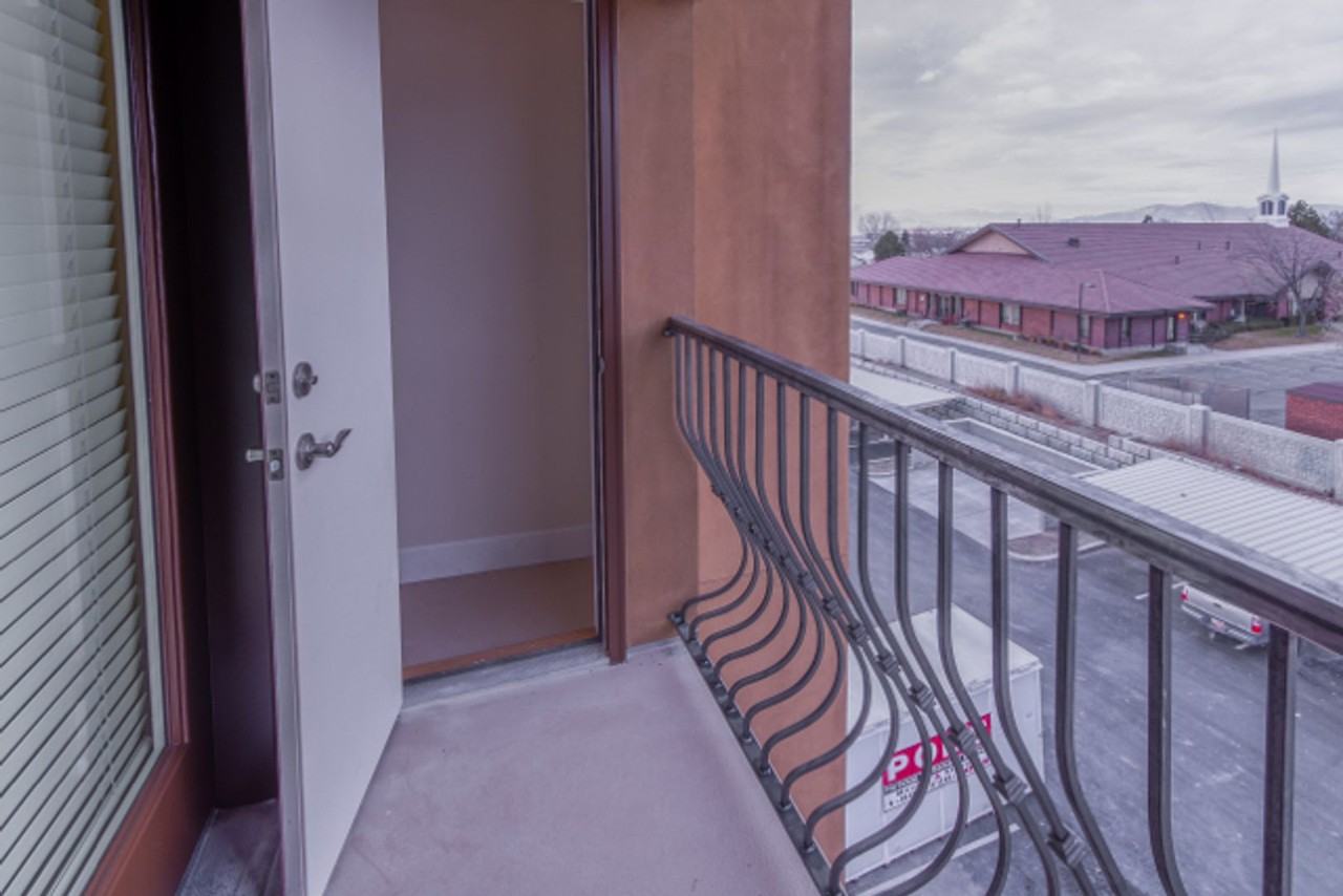 Sorrento Park - Building 11 - Photo 6 of 13